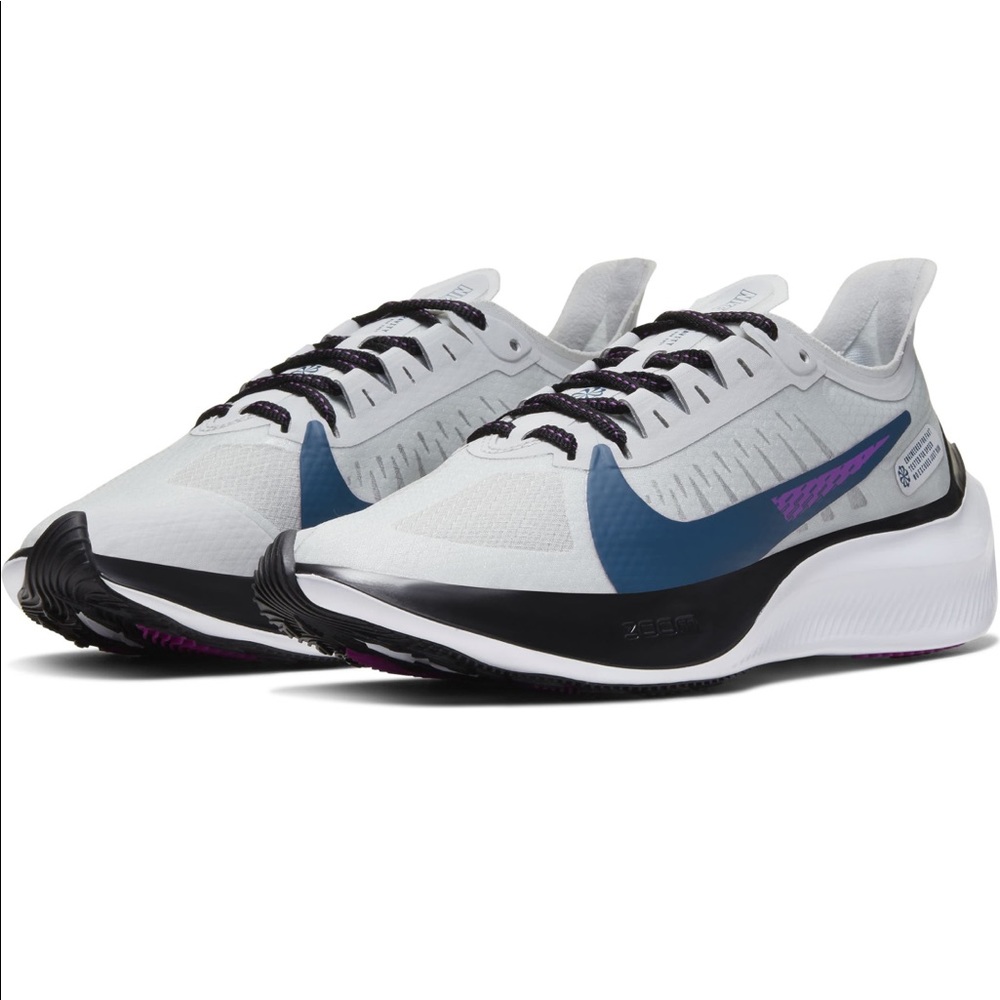 Running shoe